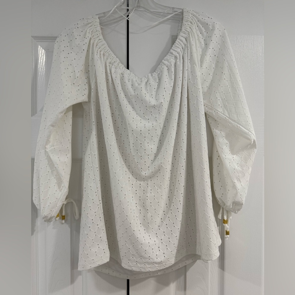 Michael Kors White Eyelet Split Sleeve Top - Picture 5 of 8
